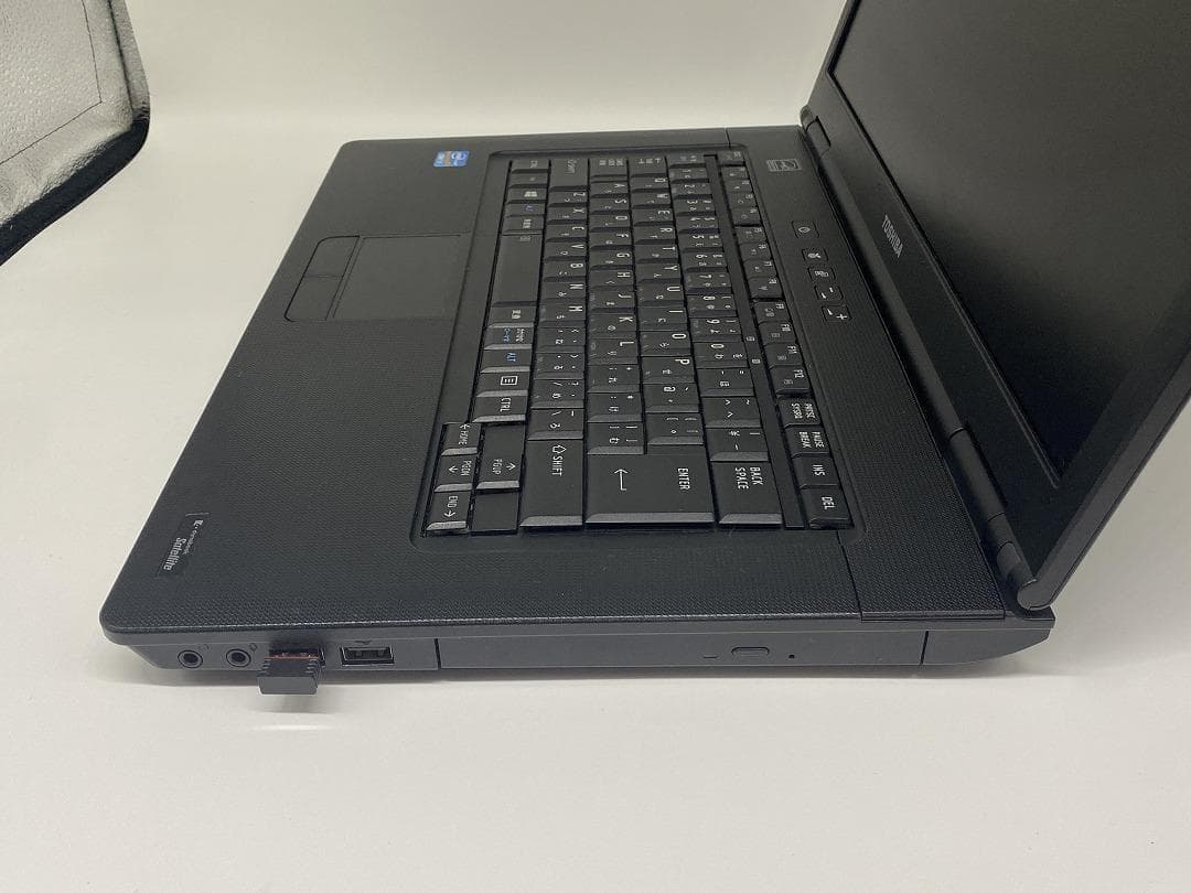 【東芝】爆速 Corei7/新品SSD256GB 15.6 ノートパソコン A4