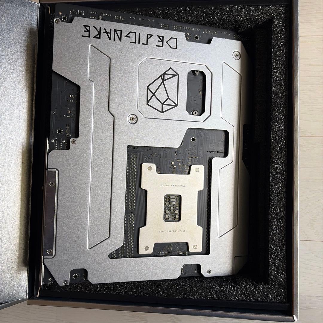 グラフィックボード・グラボ・ビデオカード GIGABYTE X399 DESIGNARE EX + AMD 1920x