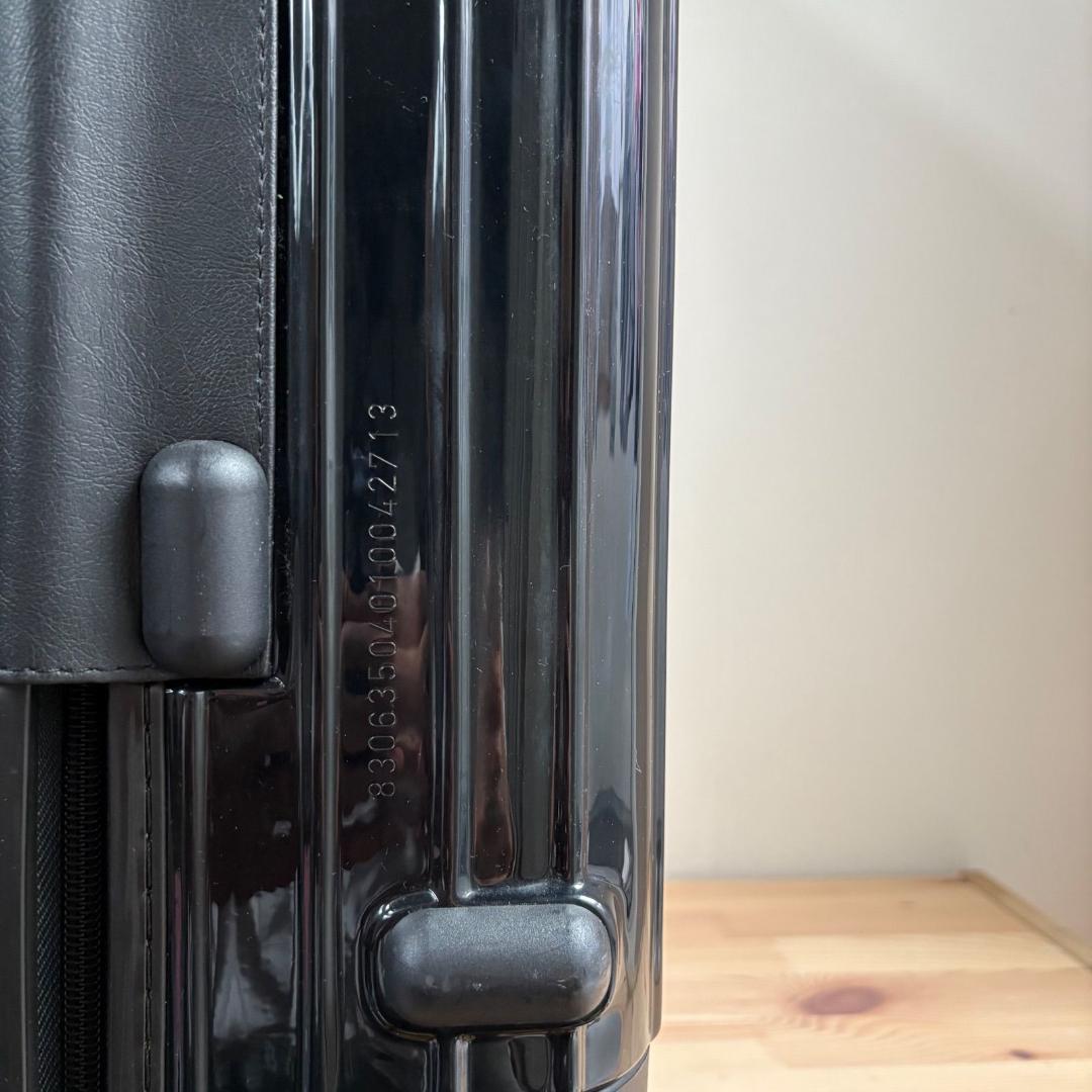 美品　RIMOWA SALSA DELUXE 58L BLACK キャリーケース