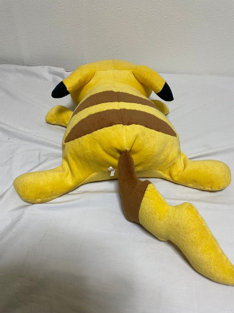 ピカチュウ　ぬいぐるみ大