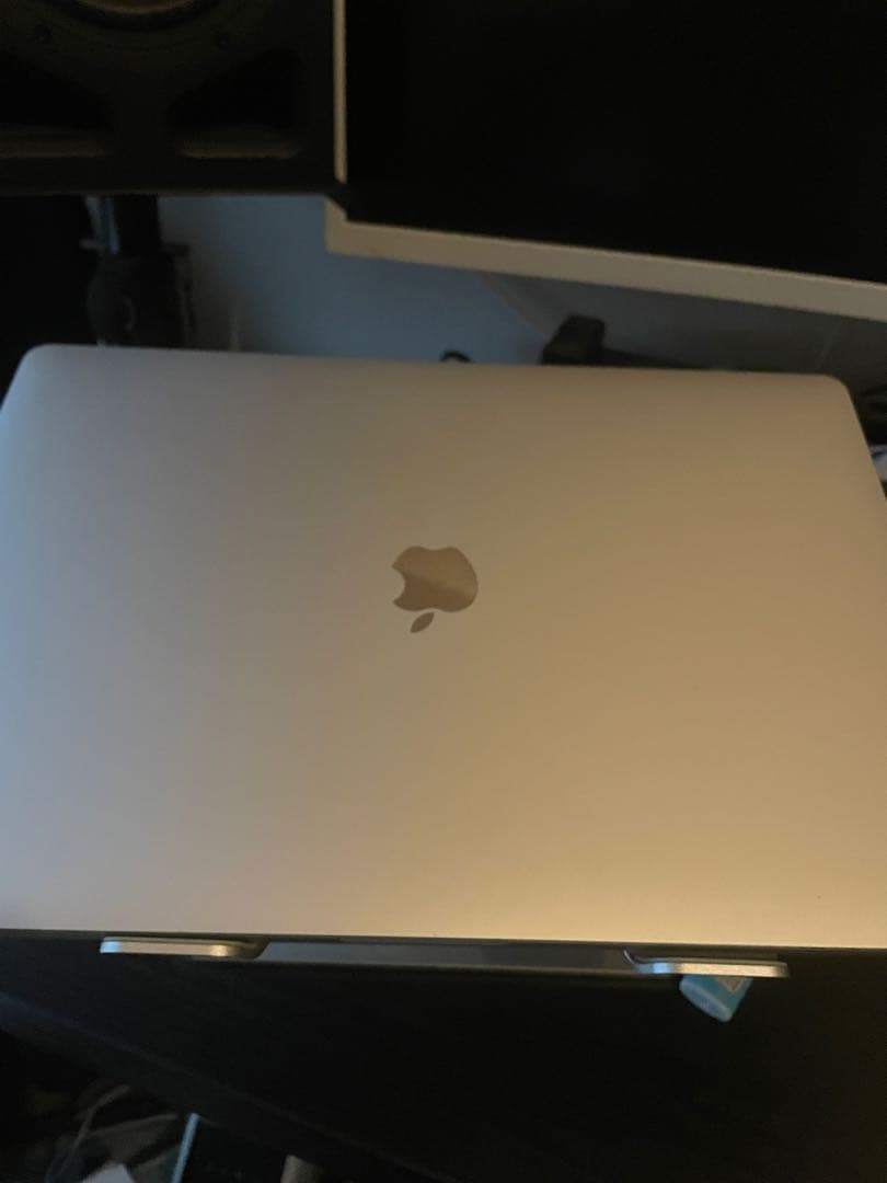 MacBook pro 16インチ2019年Intel i9メモリ64GB