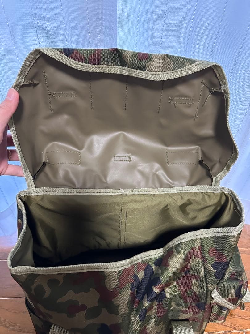迷彩バックパック 耐久性ナイロン製 陸上自衛隊 雑嚢