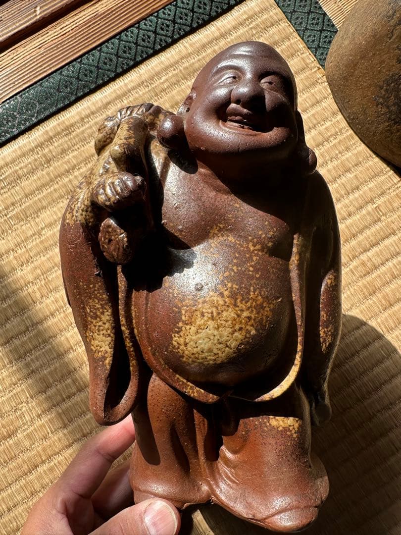 備前焼製布袋様、縁起物