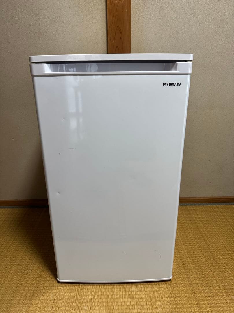 アイリスオーヤマ 60L 冷凍庫 IUSD-6B