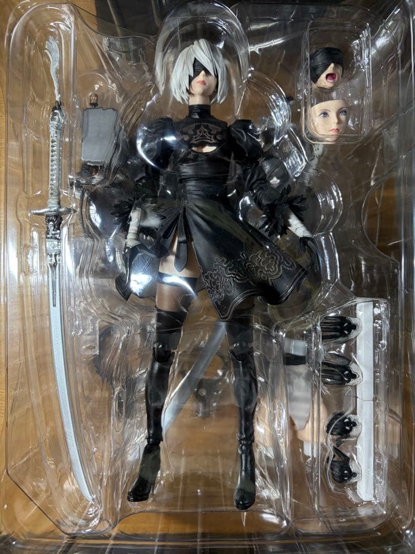 ニーア オートマタ PLAY ARTS改 <ヨルハ 二号 B型 DX版>