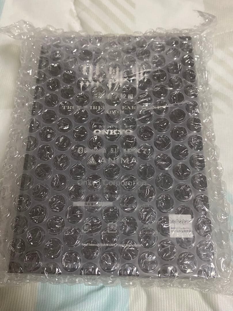 黒執事 イヤホン セバスチャン