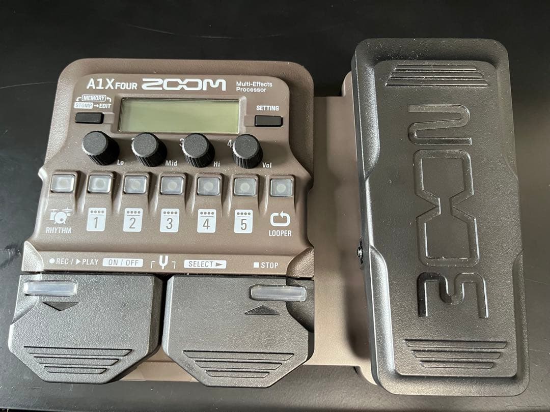 ギター ZOOM A1X FOUR