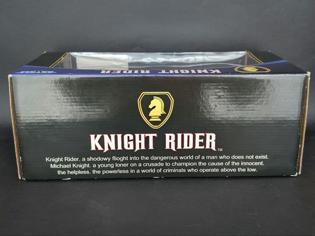 ナイトライダー K.I.T.T キット 1/18 音声／スキャナーユニット内蔵