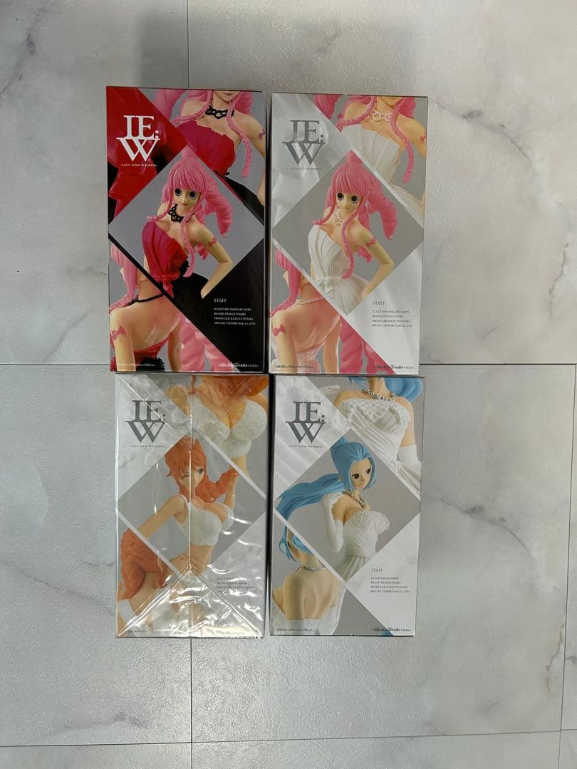 ワンピース LADY EDGE WEDDING ナミ　ペローナ　ビビ