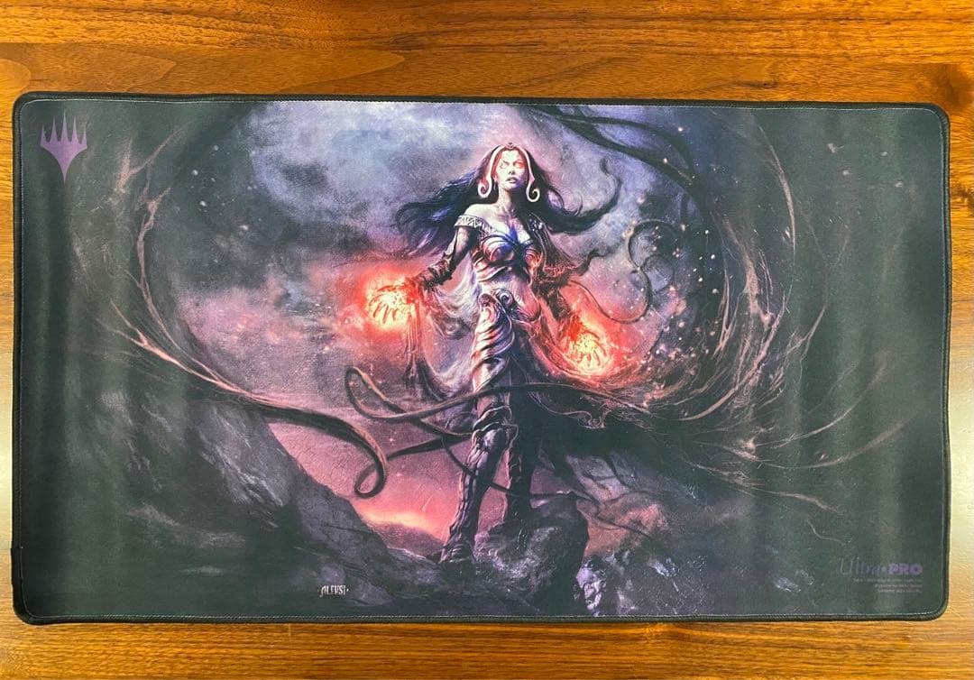 リリアナ・ヴェス　プレイマット　Aleksi Briclot