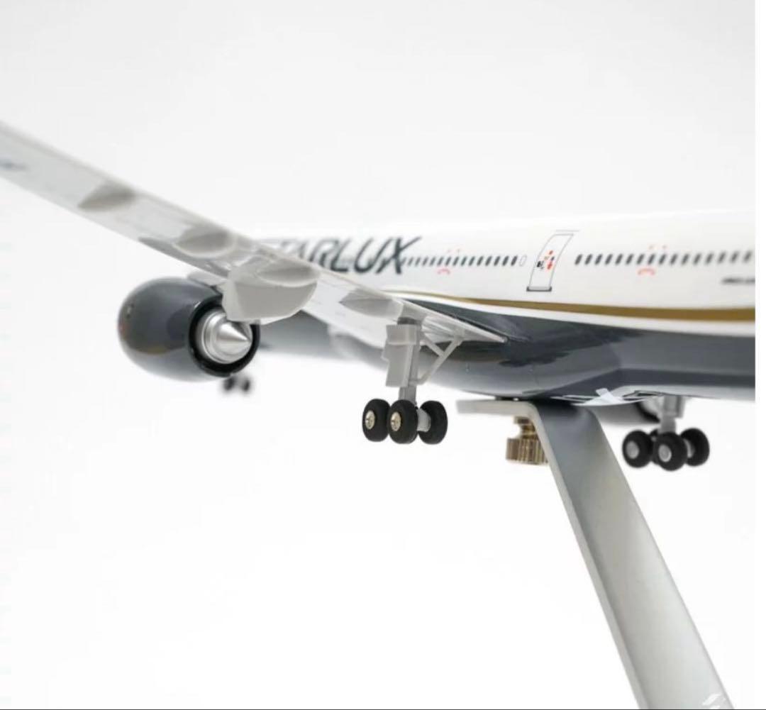 スターラックス航空 A330neo 1:200 飛行機模型 (B-58301)