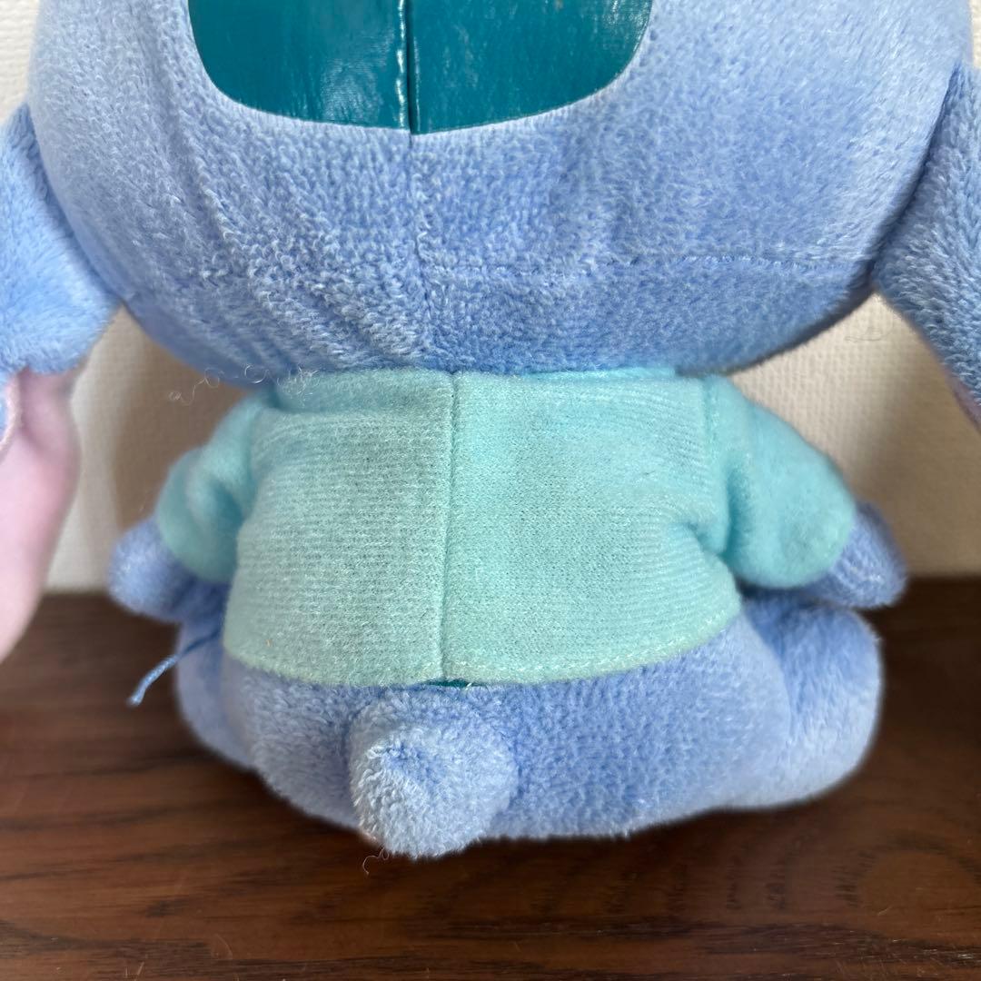 ディズニー スティッチ 香港 ぬいぐるみ 限定 スクランプ服