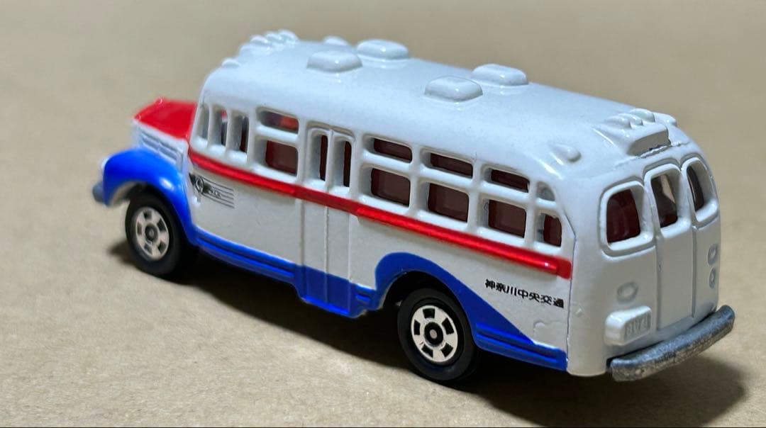 日本製 トミカ イスズボンネットバス 神奈川中央交通