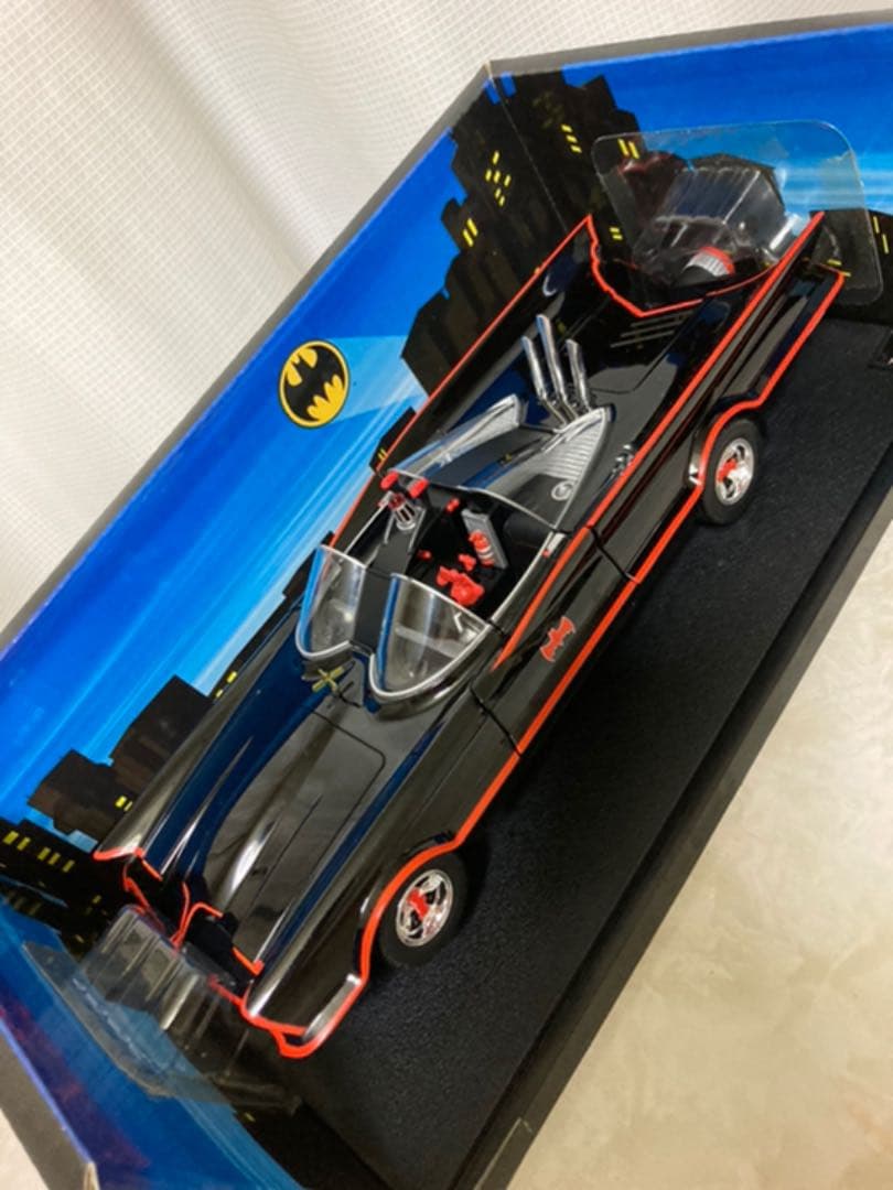 ホットウィール BATMOBILE & エアブラシハンドペイントキッズ用Tシャツ
