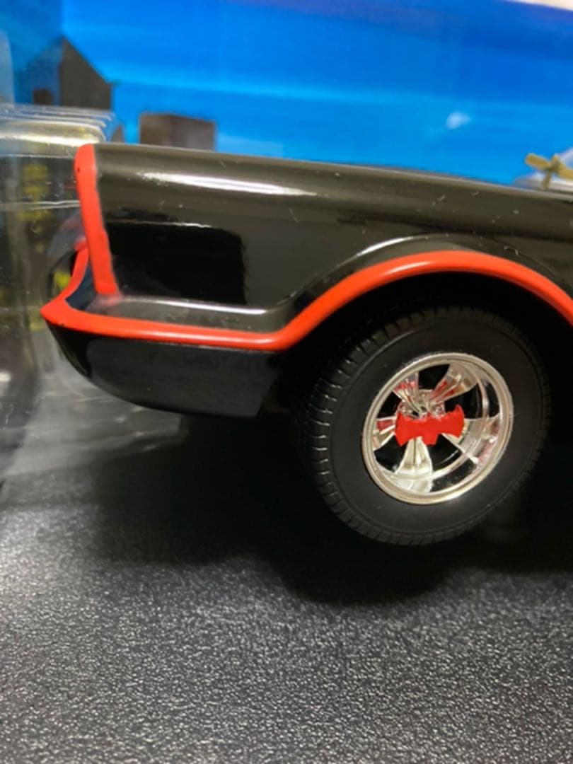 ホットウィール BATMOBILE & エアブラシハンドペイントキッズ用Tシャツ