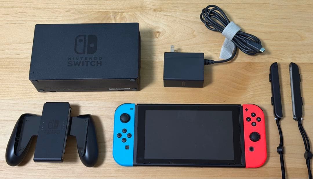 Nintendo Switch 本体 箱無し キャリングケース付