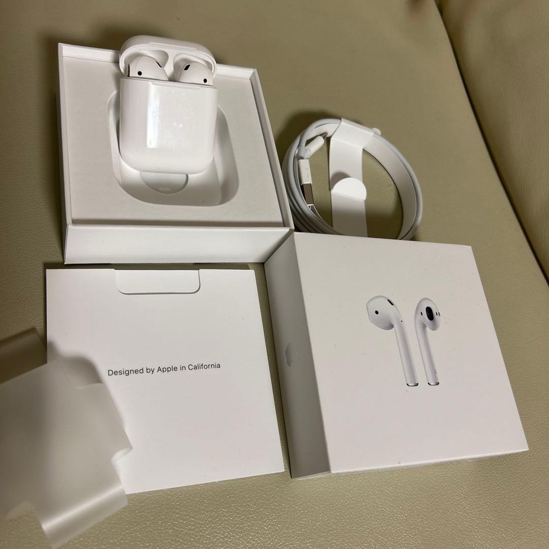 Apple AirPods MV7N2J/A 第1世代 正規品