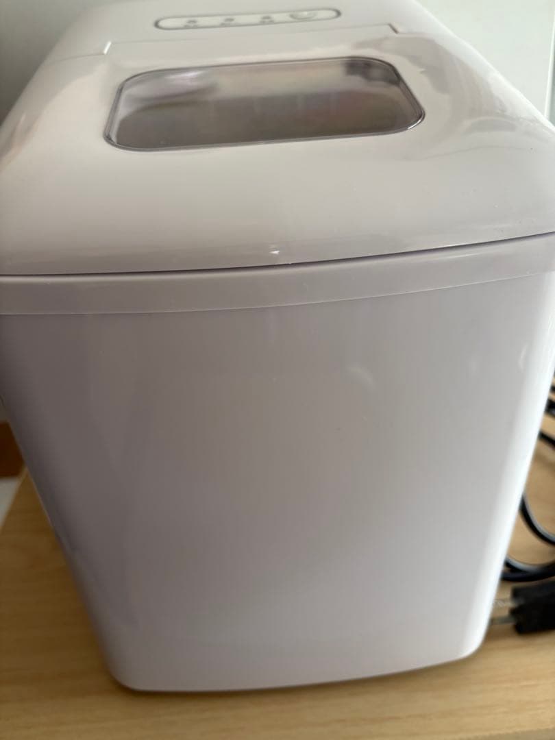 ベルソスの高速製氷機　 VS-ICE07　家庭製氷機