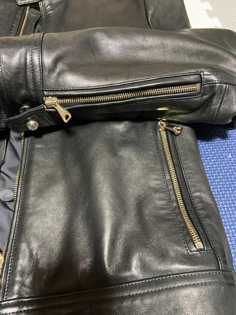 EMMETI ANDREA 中綿入り シングルライダースジャケット46