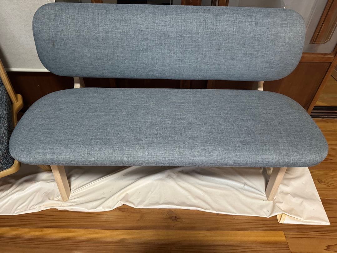 配送料込み　リビングダイニング2人用ソファ(リラックス WWIOR)