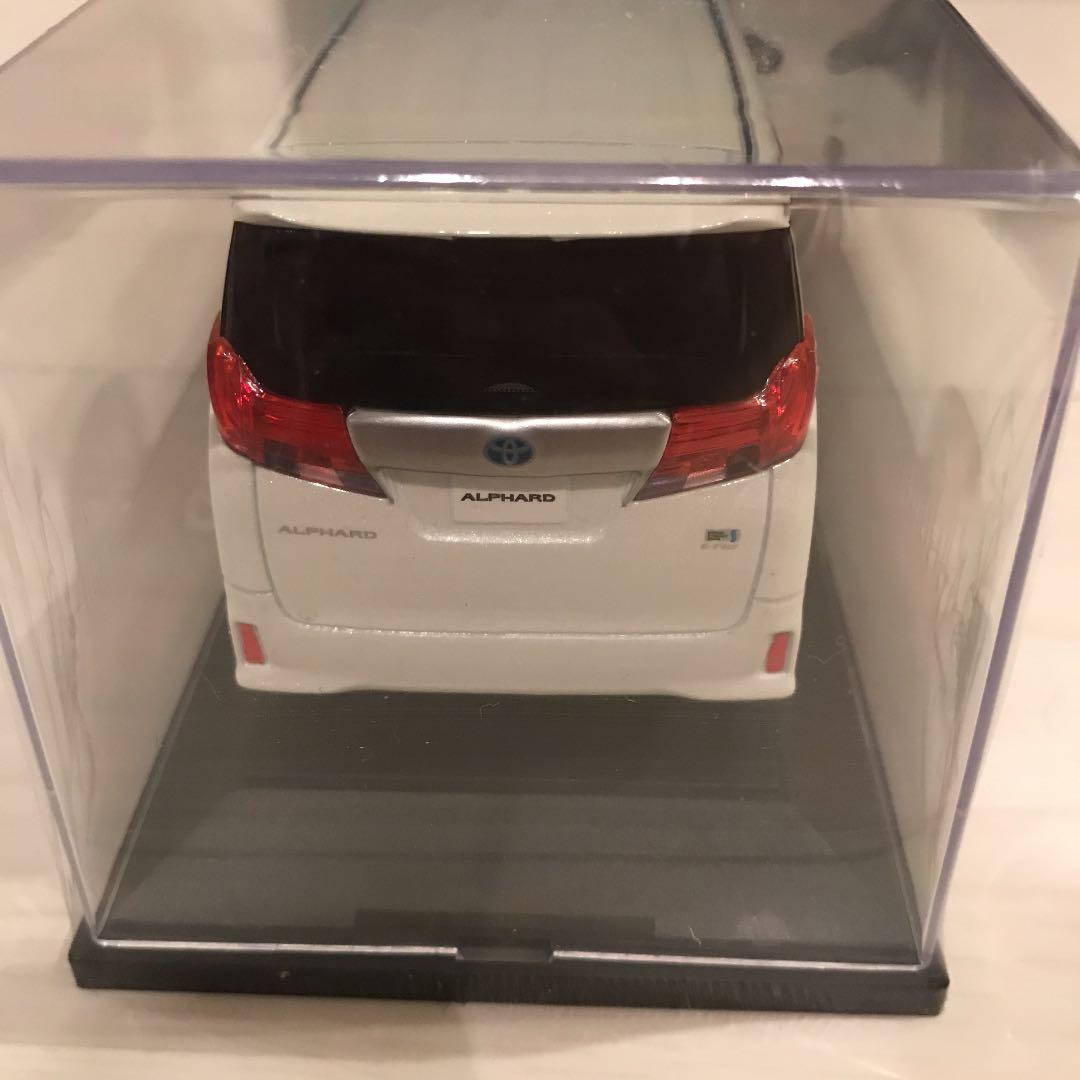 トヨタ アルファード　ハイブリッドSR ホワイトパールクリスタルシャイン