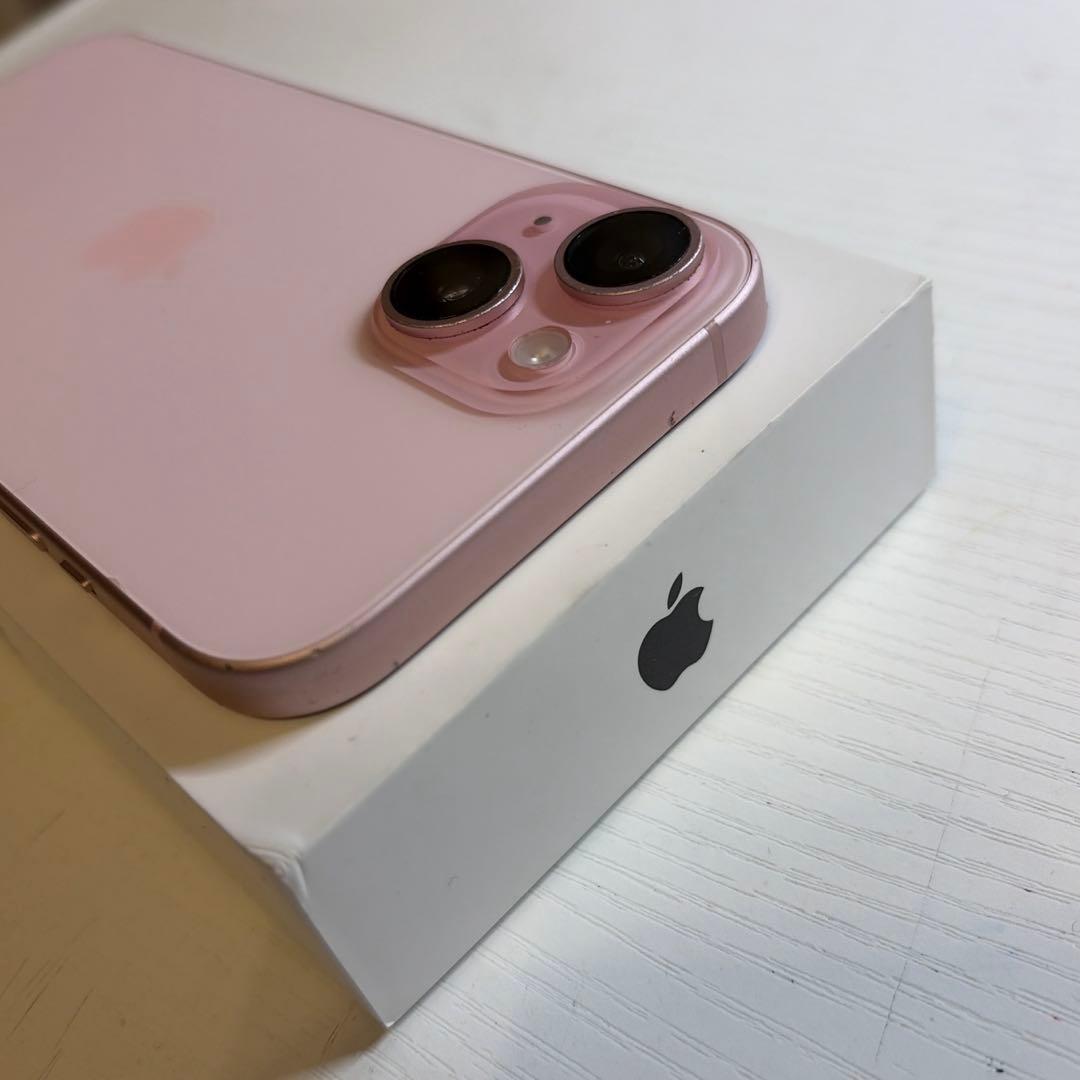 iPhone15 128GB ピンク SIMフリー 極美品