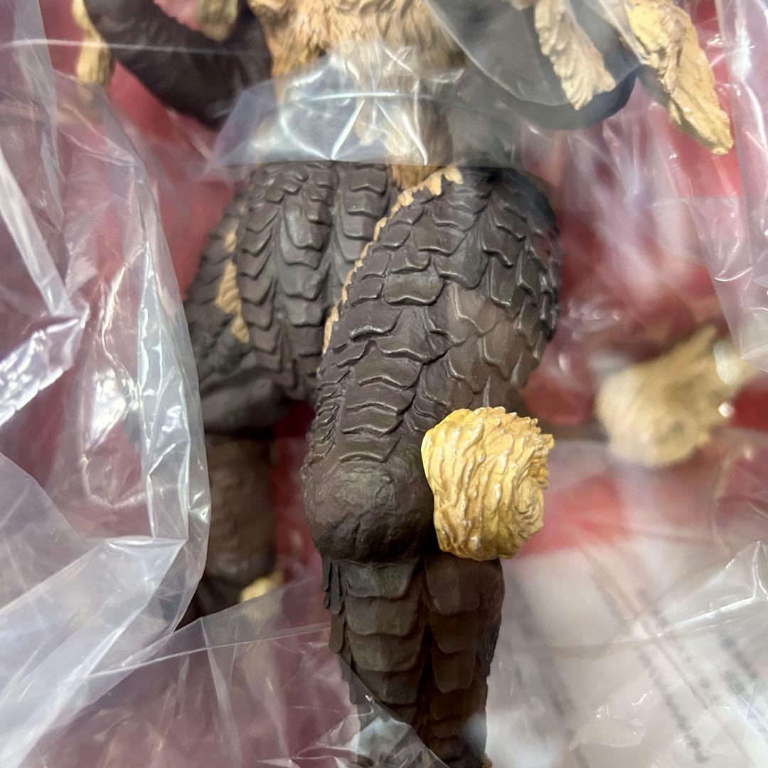 未開封 エクスプラス キングシーサー 発光Ver. 少年リック限定商品 ゴジラ