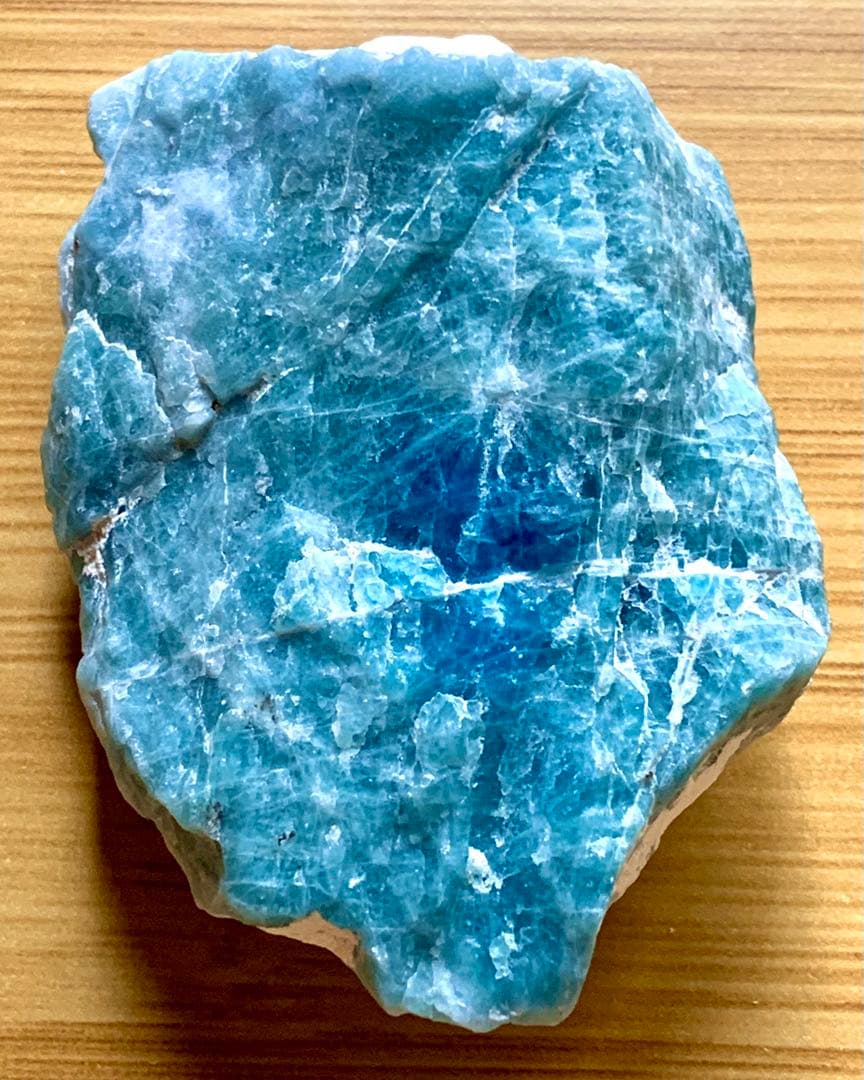 グリーンソーダライト巨大結晶