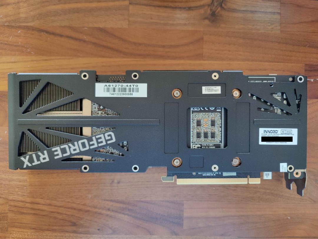 グラフィックボード・グラボ・ビデオカード INNO3D GEFORCE RTX3080 X3 OC LHR 10GB