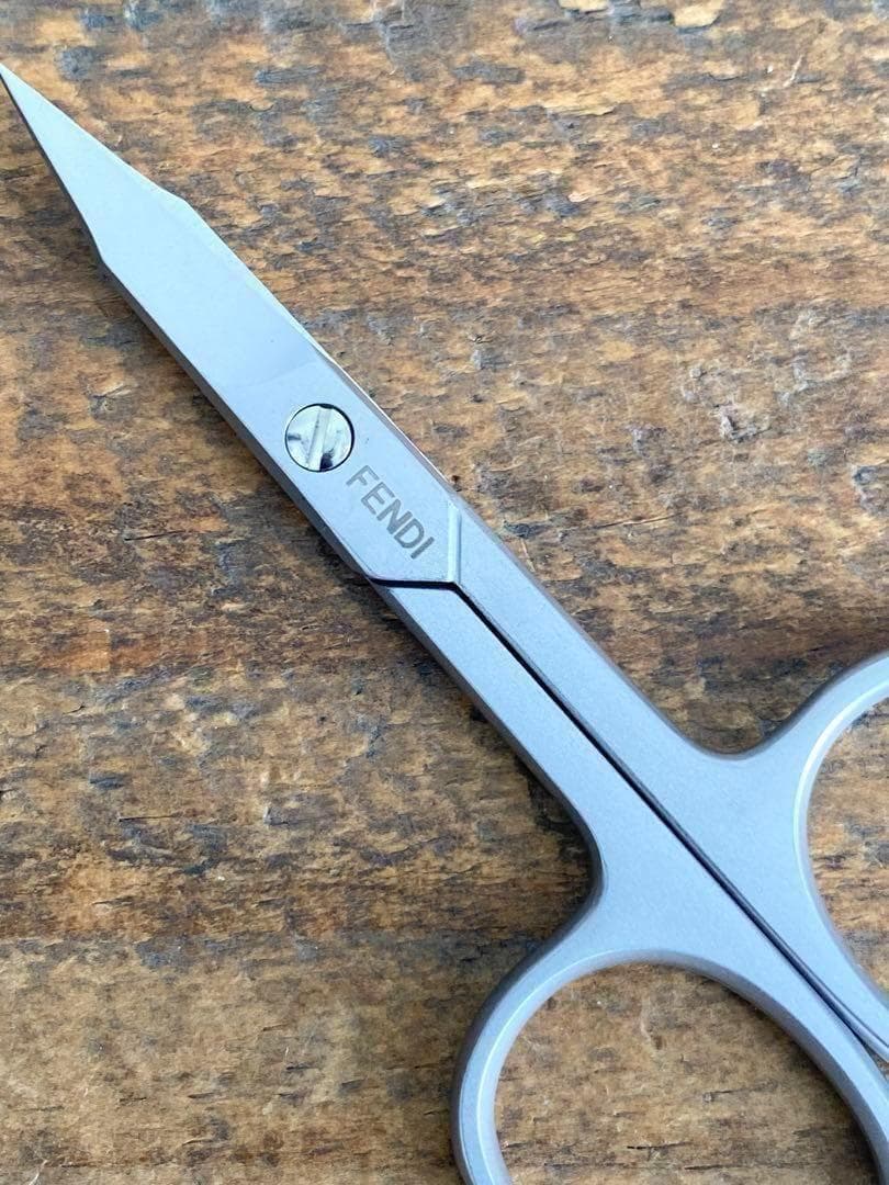 FENDI フェンディ グルーミング ネイルケアセット レザーケース付き 爪切り