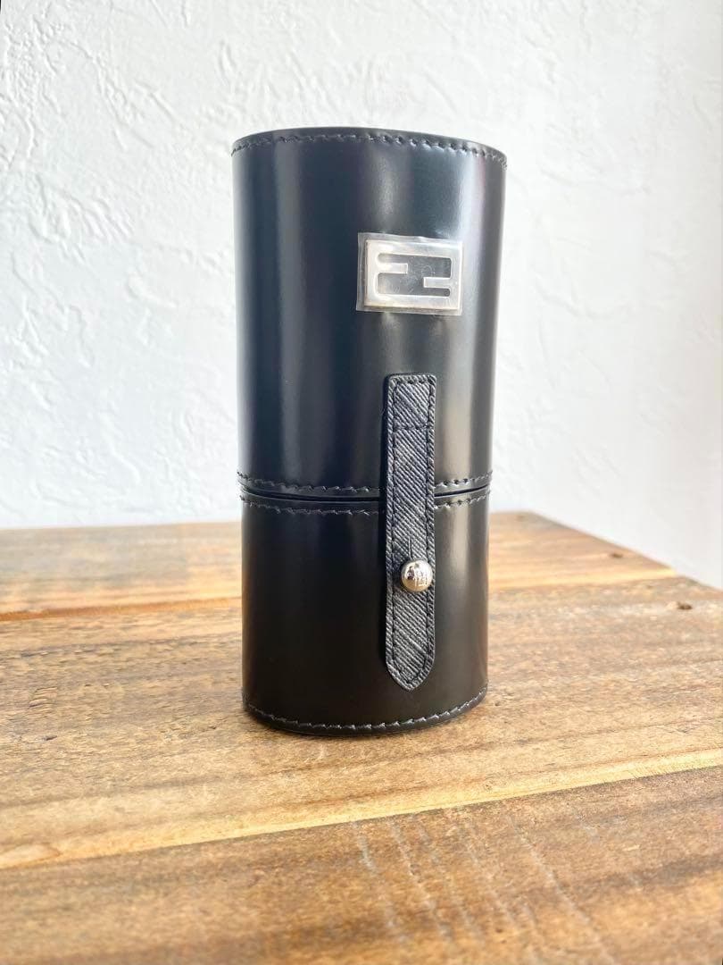 FENDI フェンディ グルーミング ネイルケアセット レザーケース付き 爪切り