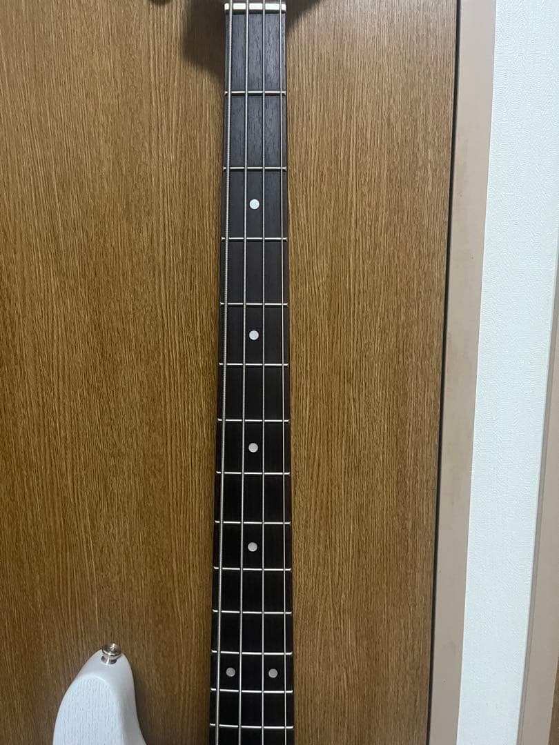 Bacchus ベース　白