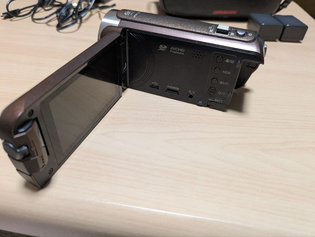 Panasonic フルHD ビデオカメラ HC-W585M