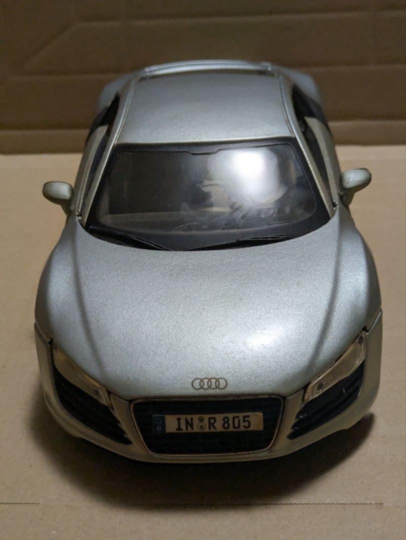 Maisto（マイスト）1/18 アウディ R8