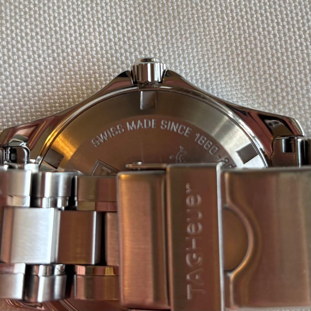 タグホイヤー　アクアレーサー　モルディブ