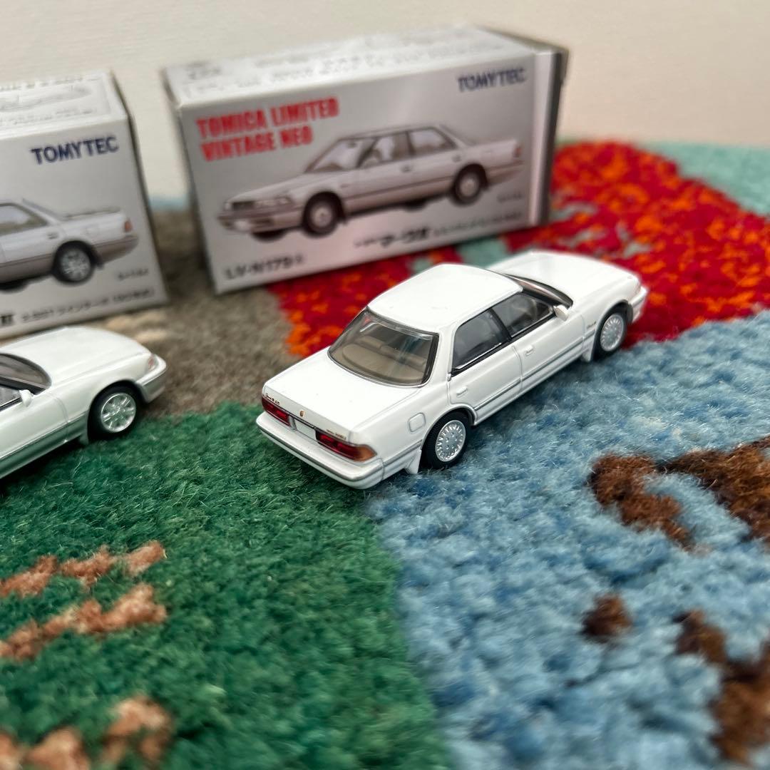 イズミ　トミカリミテッドビンテージネオ トヨタ　マークⅡ