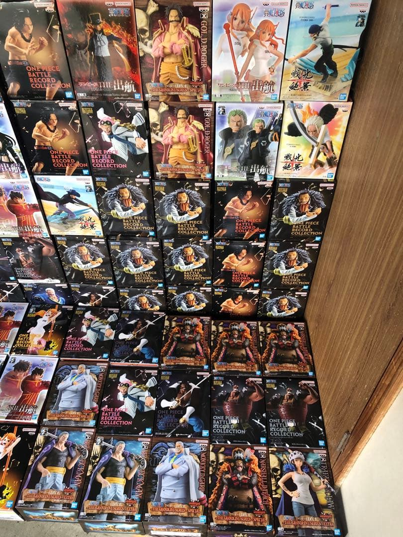 ワンピース　フィギュア　出航　バトレコ　ゾロ　エース　クロコダイル　63個