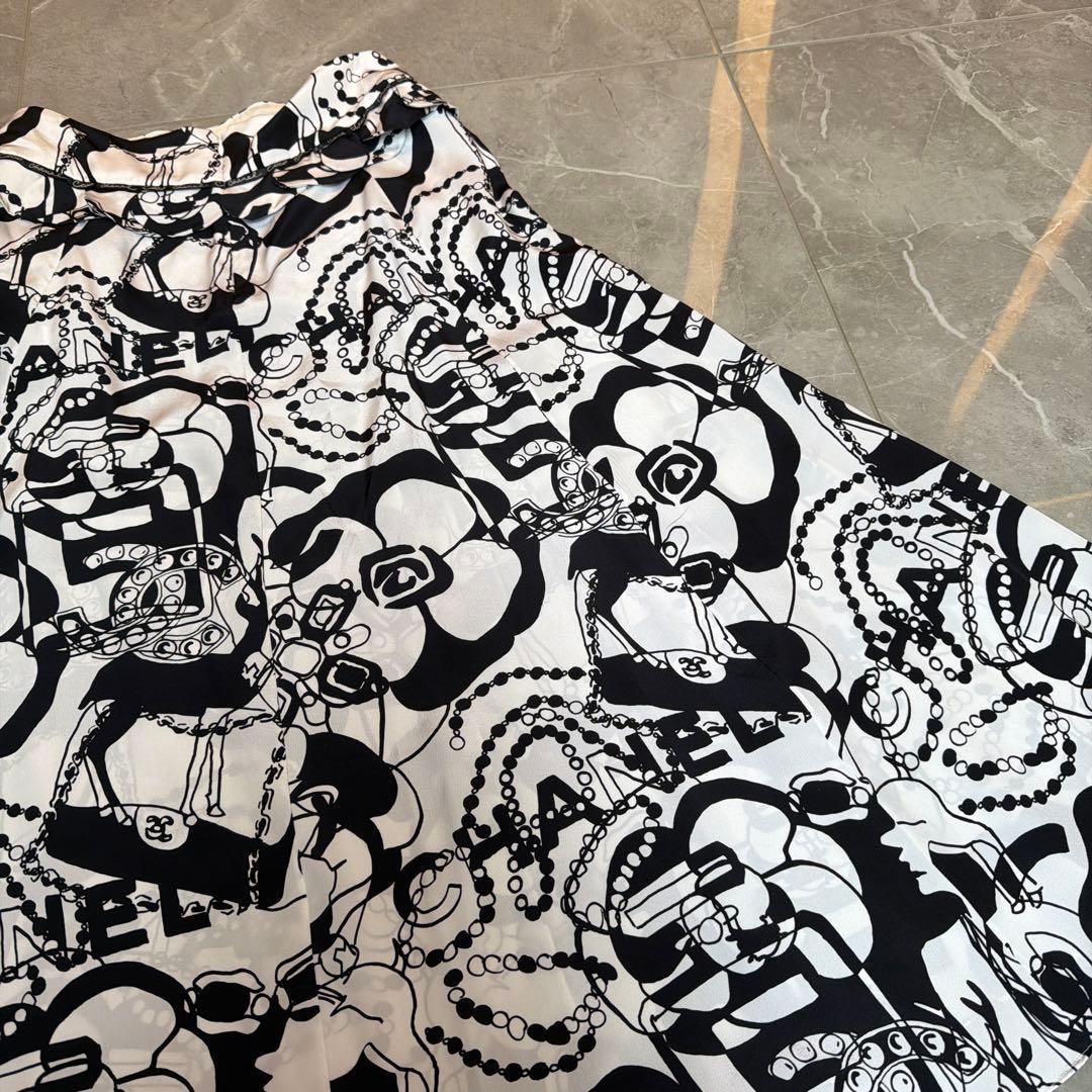 CHANEL フラワープリント フレアスカート