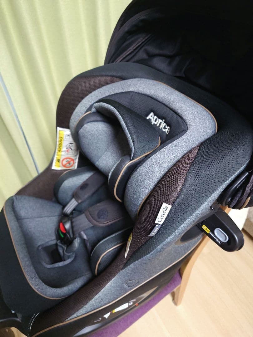 【美品】 アップリカ クルリラ プロテクト ISOFIX チャイルドシート