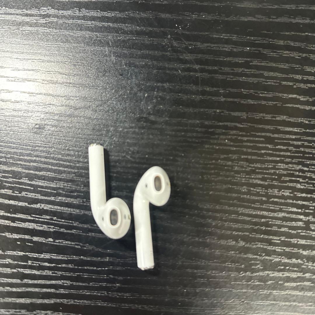 Apple AirPods エアーポッズ 第2世代 with Wireless…