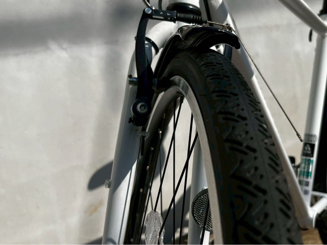 BRIDGESTONE ブリヂストン　クロスバイク ホワイト TB1