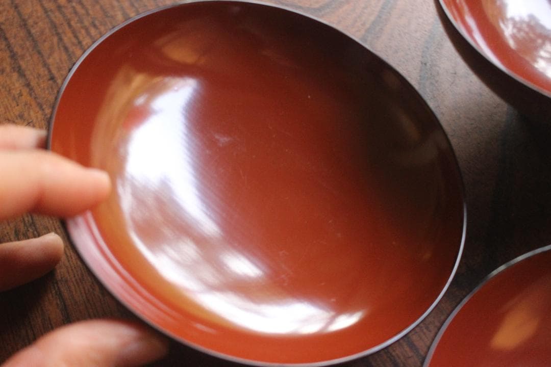 デッドストック！落ち着きある朱漆に極上花尽沈金の映えるお椀2点（検輪島塗沈金椀