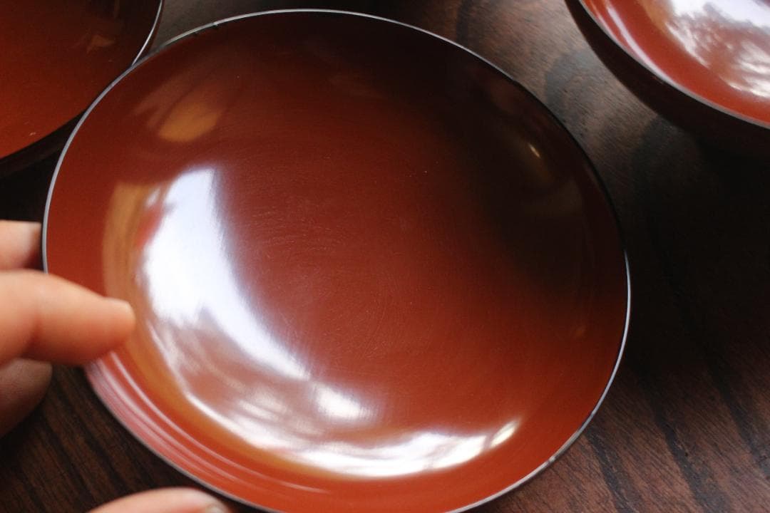 デッドストック！落ち着きある朱漆に極上花尽沈金の映えるお椀2点（検輪島塗沈金椀