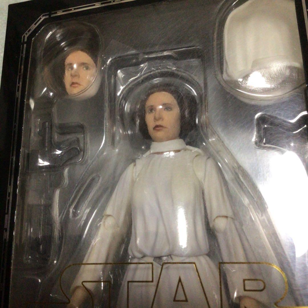 SHフィギュアーツ　レイア・オーガナ　未開封中古品