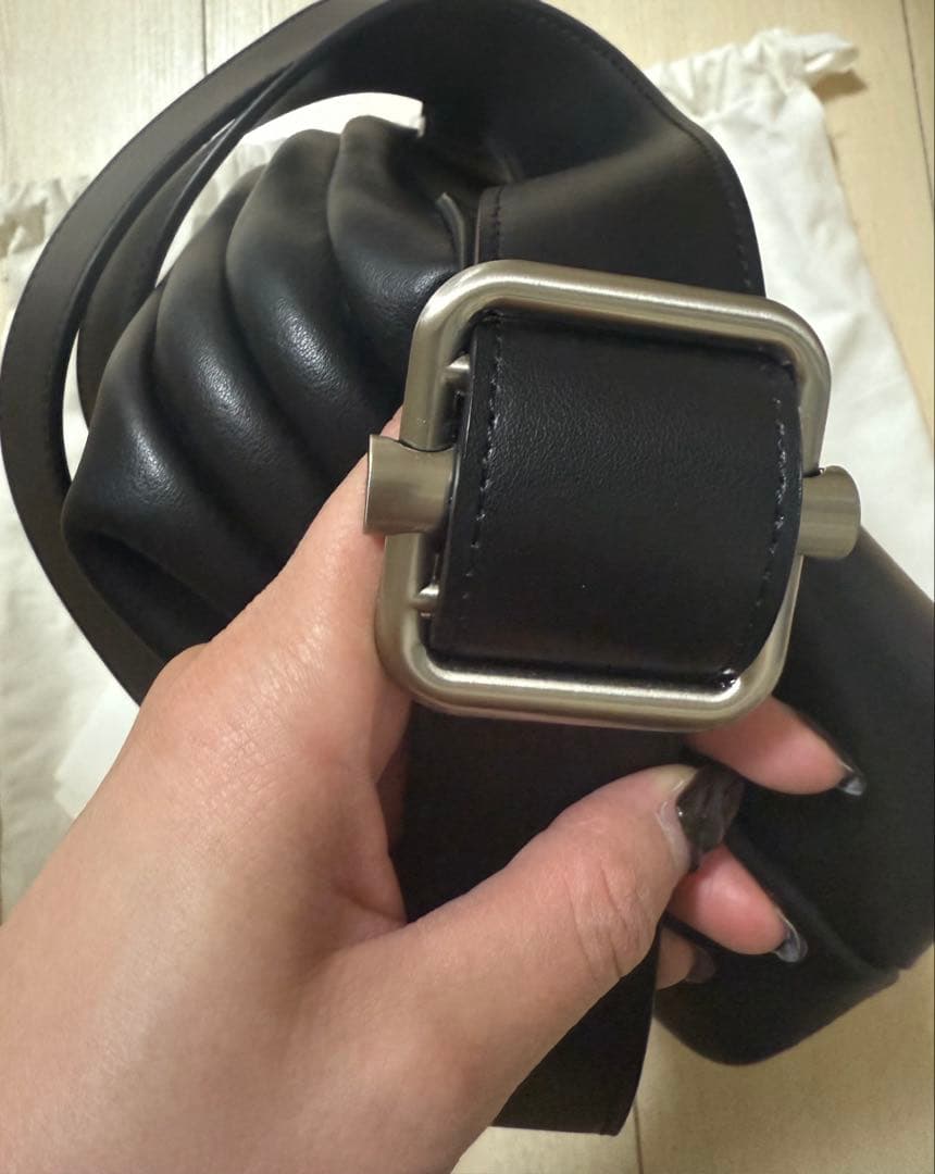 超美品　OSOI MINI BROT BAGがま口　ショルダーバッグ　ブラック