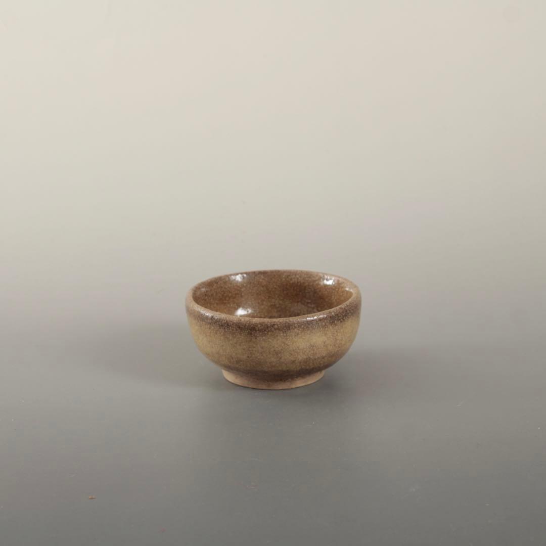 灰釉 盃 黄瀬戸 江戸初 古美術 古道具 アンティーク 酒器 ぐい呑み