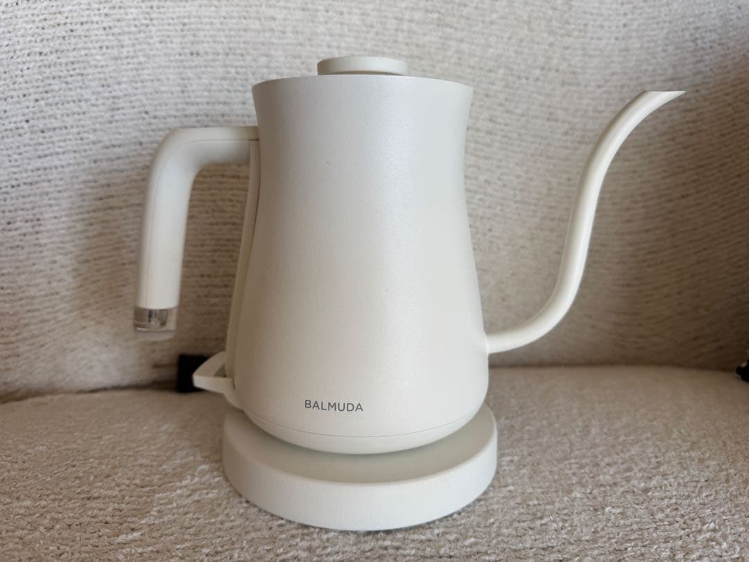 【美品】BALMUDA 電気ケトル K02A-WH ホワイト
