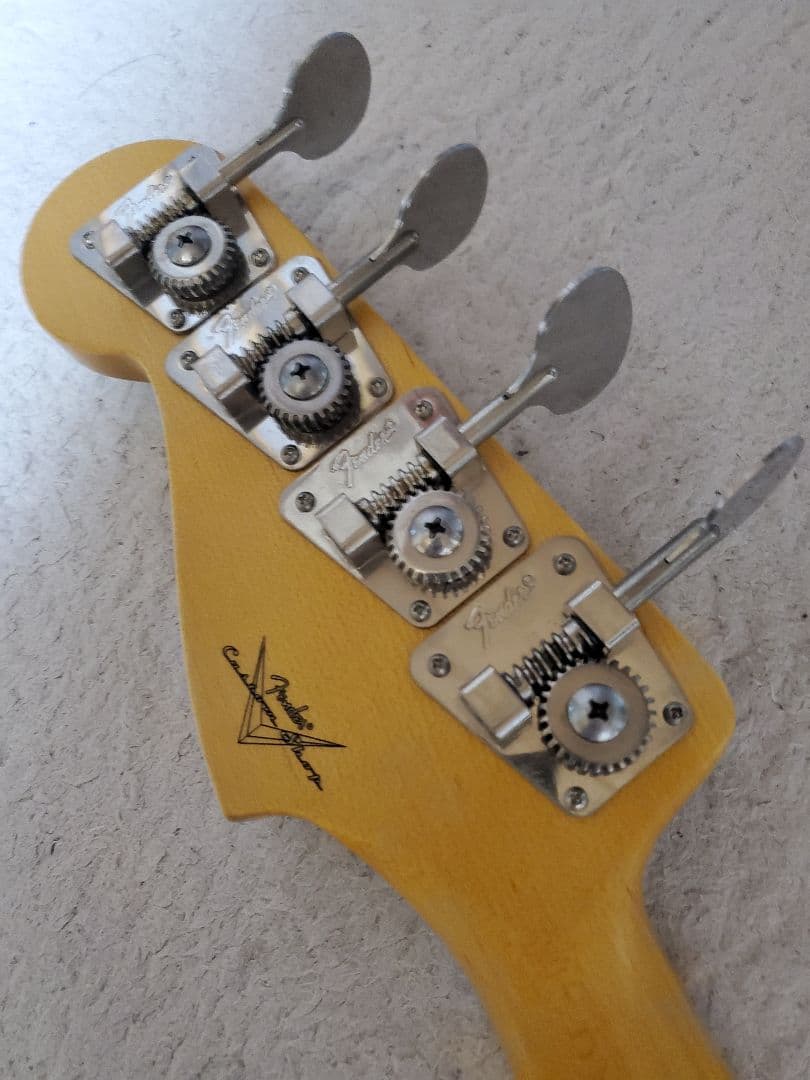 ベース Fender Custom Shop 1966 Jazz Bass CC