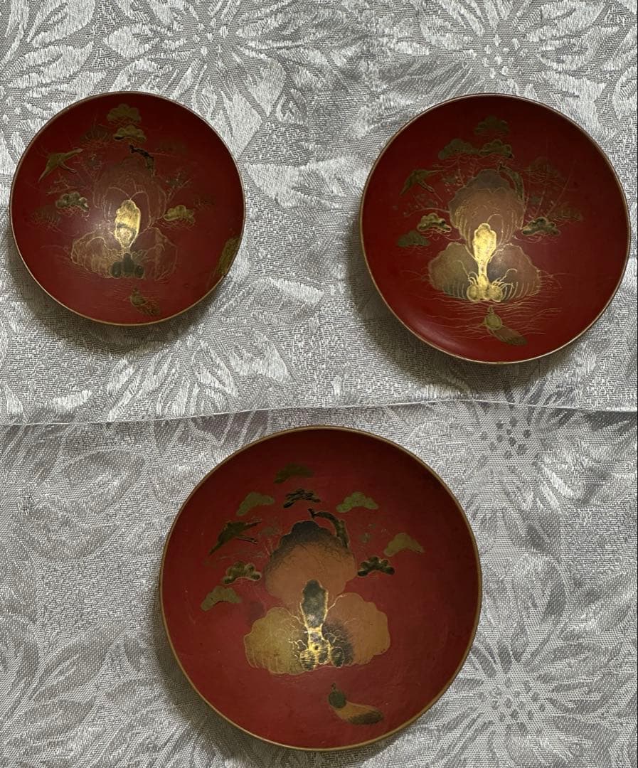 盃　漆塗り　小、中、大　3個　江戸時代