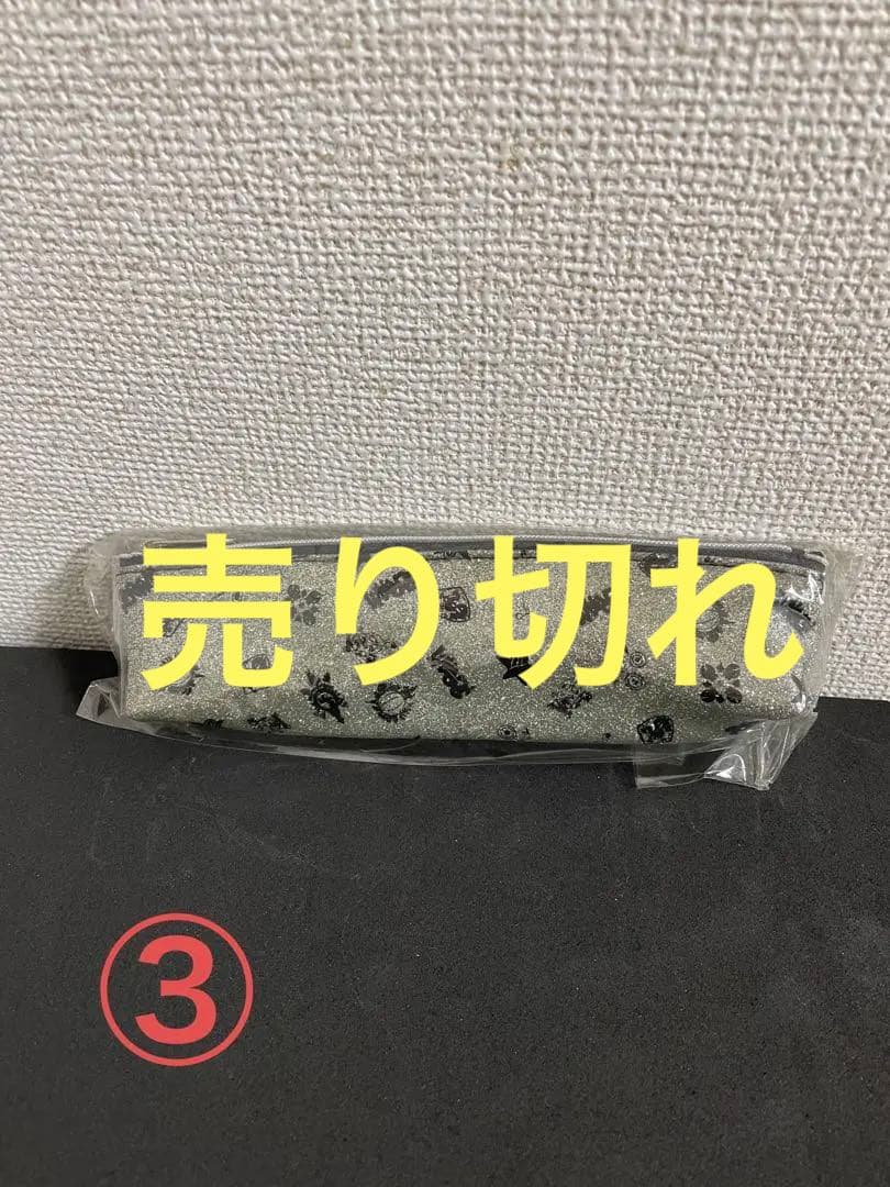 SuGグッズ確認用3　ポーチ・シュシュ・ペンケース・パスケース